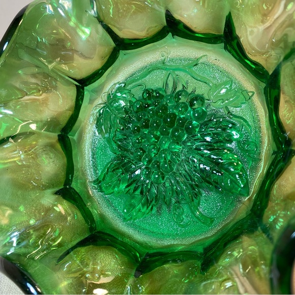 Imperial Carnival Green Glass Ruffled Bowl with Embossed Grape Pattern Vintage - Picture 4 of 10